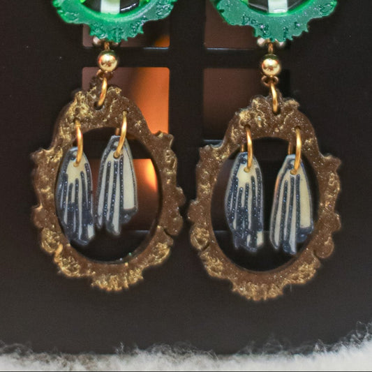Ghostie Frame Dangles